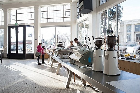 刚被雀巢收购的Blue Bottle在日本开着全世界最美的连锁店