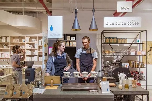 刚被雀巢收购的Blue Bottle在日本开着全世界最美的连锁店
