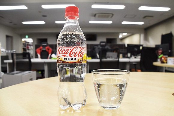 透明的可乐、咖啡和啤酒……为什么最近流行起了无色饮料?