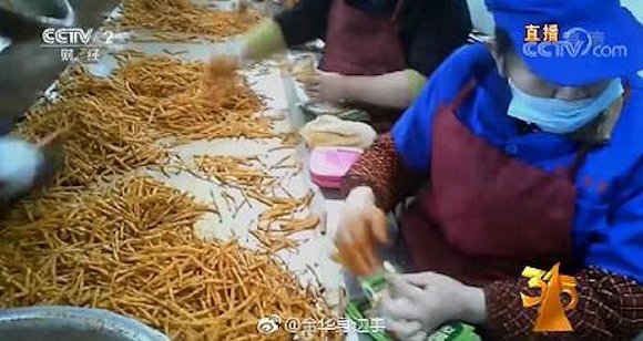 【3.15】卖给小学生的辣条产自黑工厂小作坊,非法生产屡禁不止
