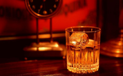 两大国际酒业巨头在华建厂，威士忌消费风口会回来吗？