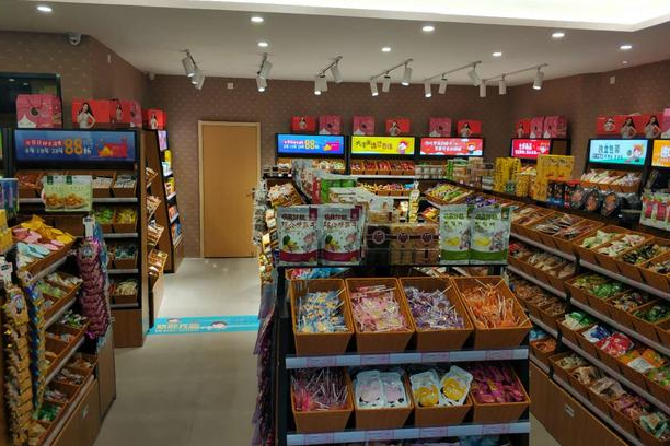 “場(chǎng)景化消費(fèi)”席卷休閑零食市場(chǎng)